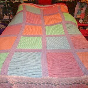 VTG Hand Crochet QUEEN Bedspread GRANNY Square SHELL Popcorn RUFFLE Green PURPLE